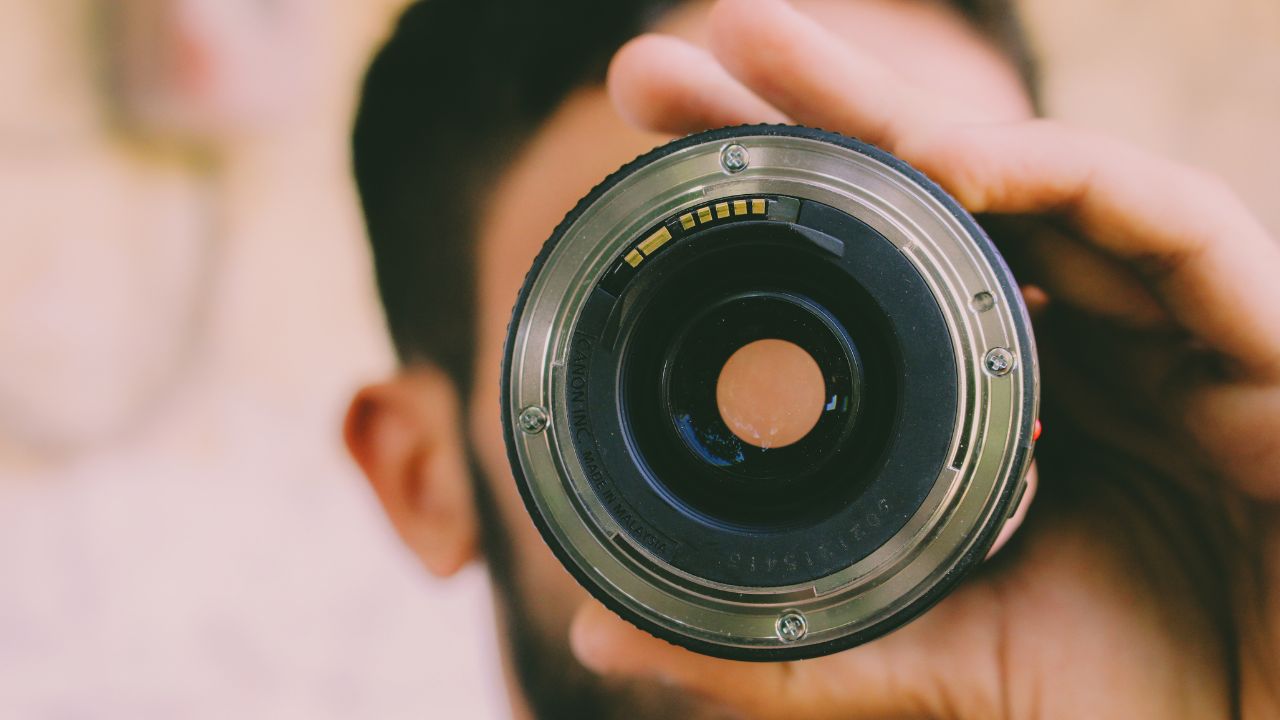 mobile component camera